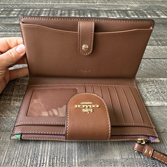 Coach Multicolor Signature Wallet - Picture 5 of 7
